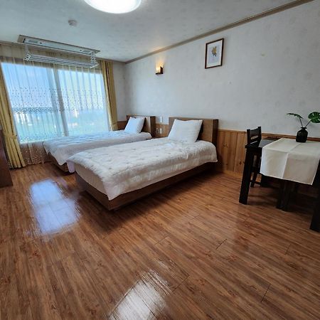 Villa Jungmun Haesung Parktel à Seogwipo Extérieur photo