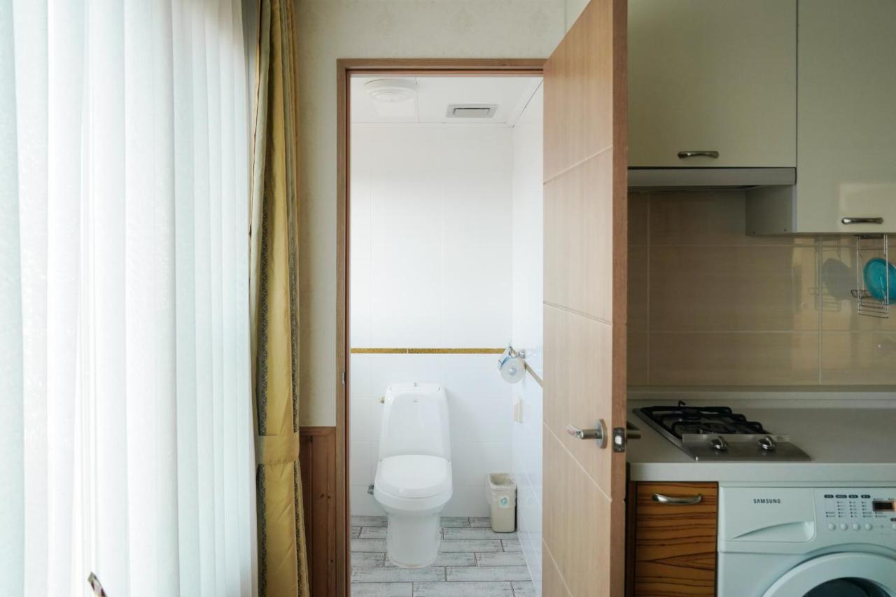 Villa Jungmun Haesung Parktel à Seogwipo Extérieur photo