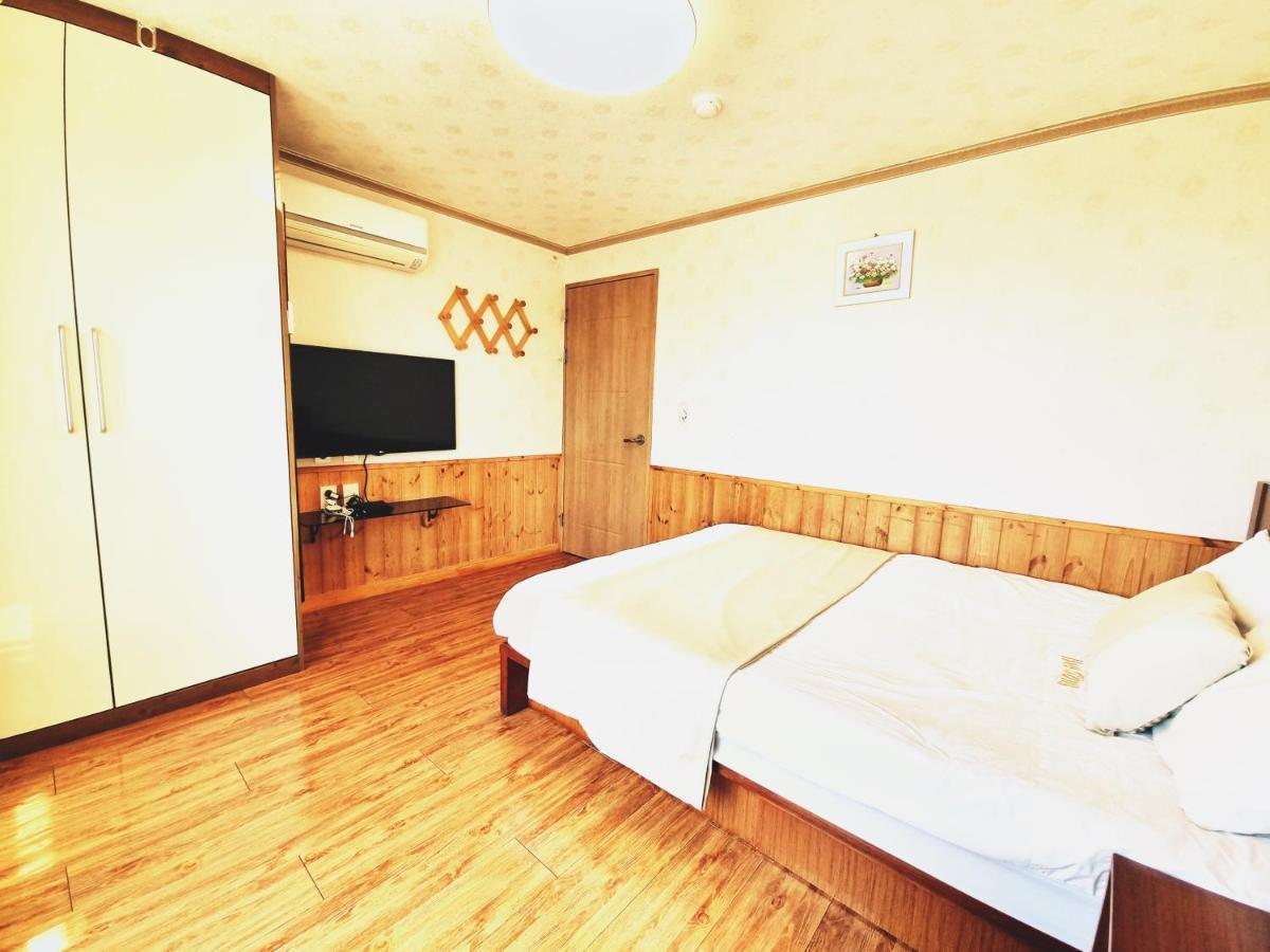 Villa Jungmun Haesung Parktel à Seogwipo Extérieur photo